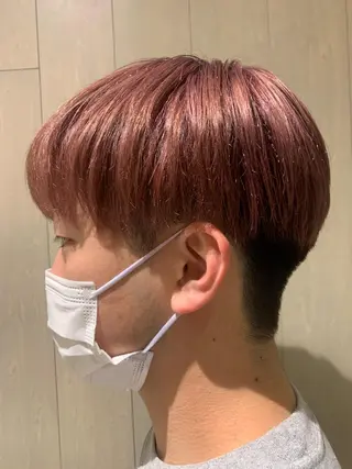 ショート カラー メンズ 糟谷 慈英のヘアスタイル