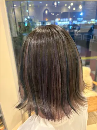 ミディアム カラー ヘアメイクアース所属・片桐 美咲のヘアスタイル