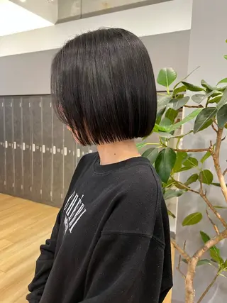 ミディアム 田中 優菜のヘアスタイル