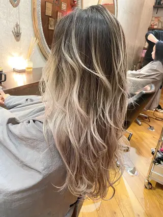 ロング 斉藤 潤一のヘアスタイル