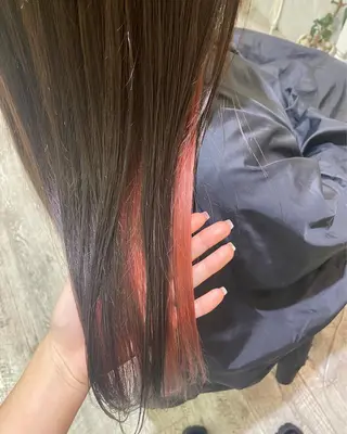 ロング カラー 西村 美羽のヘアスタイル