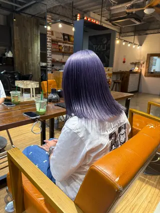 ミディアム レイヤーカット🫧／ ブリーチ✨TOWAのヘアスタイル
