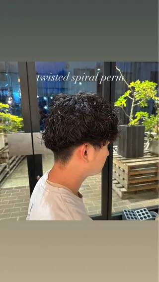 パーマ メンズ 飯島 美海のヘアスタイル