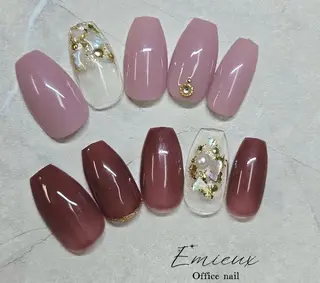 ネイル Emieux Juriaのネイルデザイン