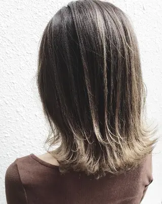 ミディアム noa.所属・今中 小百合のヘアスタイル