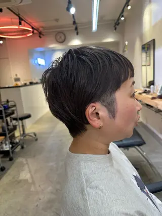 ショート カラー VOICE所属・MIRI MIRIのヘアスタイル