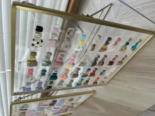 ネイル Shimmer Asakoのネイルデザイン