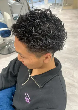 ショート パーマ メンズ メンズ/レイヤー/ 高田優のヘアスタイル