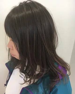 セミロング カラー 永井 大希のヘアスタイル