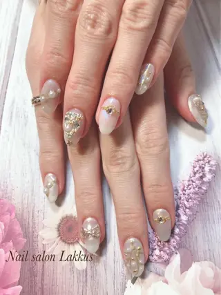 ネイル Lakkus T－CHIのネイルデザイン