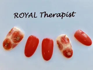 ネイル 【尾下】 ロイヤル•セラピストのネイルデザイン