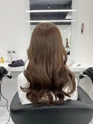 カラー BABY上野🪡🪄 ベージュ/艶カラー♡のヘアスタイル