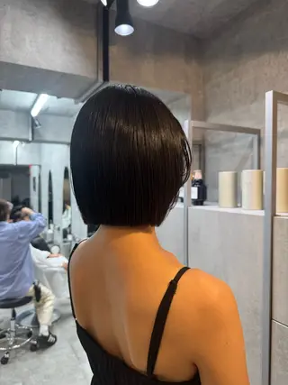 ショート カラー NOOS omotesando所属・You 表参道⚡️ 髪質改善/艶髪/美髪のヘアスタイル