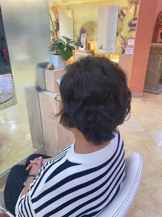 ショート パーマ 小松 千夏のヘアスタイル
