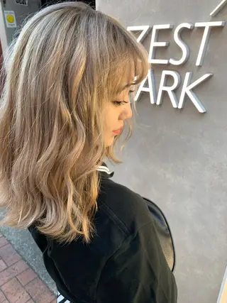 セミロング カラー 酸性ストレート・ メンズ 三原 楊子のヘアスタイル