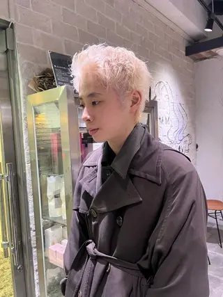 カラー AYANE 韓国ヘア /レイヤーカットのヘアスタイル