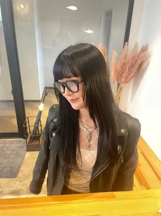 ロング カラー KOTOMI .のヘアスタイル