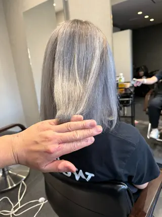 ミディアム 髪質改善⚡️カラー 🍀武久 誠🍀のヘアスタイル