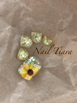 ネイル ネイル ティアラのネイルデザイン