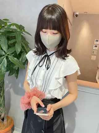 ミディアム カラー ヘアアレンジ 韓国ヘア🖤 YURINAのヘアスタイル