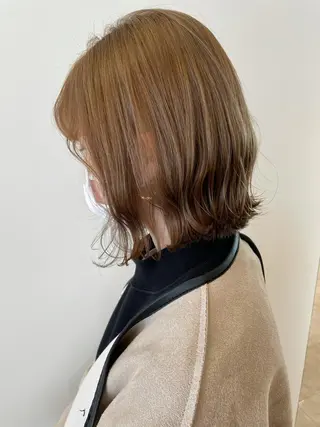 ショート カラー 顔まわりカット✄ ベージュカラー🧸のヘアスタイル