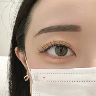 アイブロウ No.3所属・No.3 橋本のマツエク・マツパデザイン
