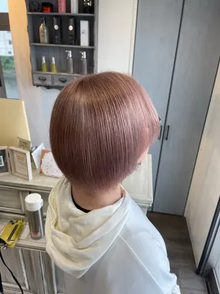 ショート カラー Felice Erikaのヘアスタイル