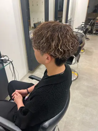 パーマ メンズ fifth神宮前 HIN★T★のヘアスタイル