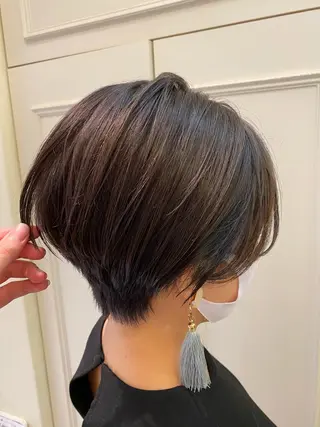 ショート カラー 大久保 愛のヘアスタイル