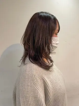 ミディアム カラー silo所属・silo MOKA 顔周りカット🦦のヘアスタイル