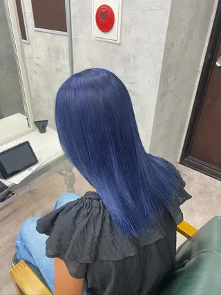 セミロング カラー limitみづき🌙 ブリーチカラーのヘアスタイル
