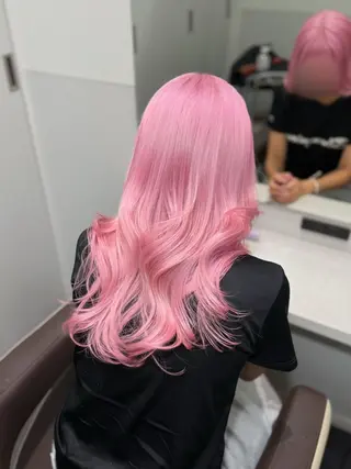 セミロング 🩵ハイトーン 美咲🩵のヘアスタイル