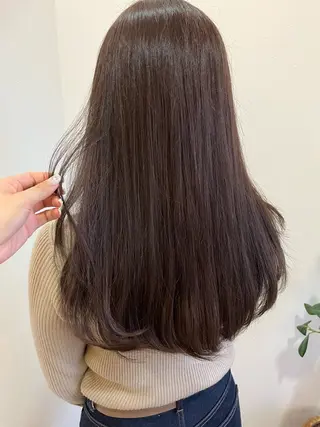 セミロング カラー ヤマダ カホのヘアスタイル