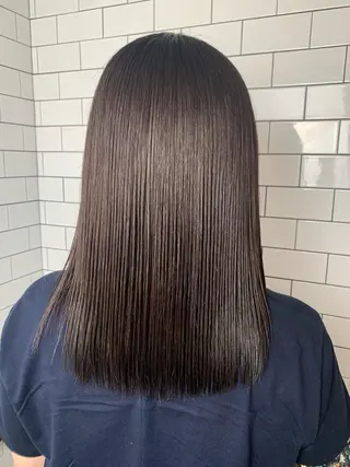 セミロング 妙見 知洋のヘアスタイル