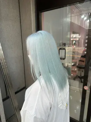 ロング カラー 🌈ブリーチ特化🌈 MANATOのヘアスタイル