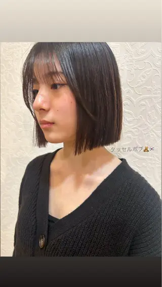ショート カラー パーマ 青栁 穂香のヘアスタイル