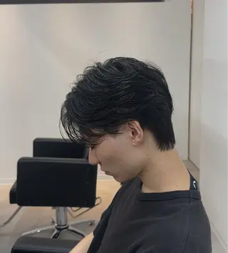 メンズ ニュアンス/フェザー /ウルフ/伶馬のヘアスタイル