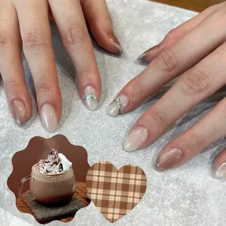 ネイル 阿部 ほのかのネイルデザイン