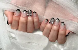 ネイル Roi〈ロワ〉 Minakoのネイルデザイン