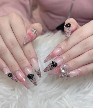 ネイル ANH NAIL ゴテゴテ専門店💎のネイルデザイン