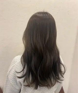 セミロング 透明感カラー /Kanon️🫧のヘアスタイル