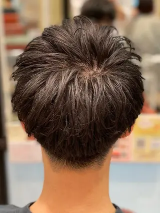 ショート パーマ メンズ 井上 武輝のヘアスタイル