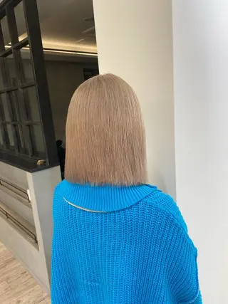 ショート カラー ハイトーン特化サロン 🍑momo🍑のヘアスタイル