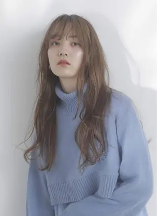 ロング カラー 佃 知南のヘアスタイル