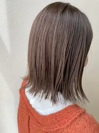 ミディアム カラー 沢田 瞳のヘアスタイル