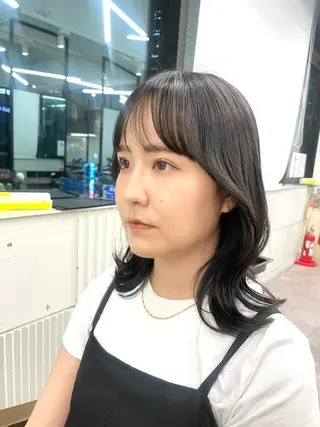 ミディアム カラー 色気レイヤー& ショートはお任せ🌟のヘアスタイル