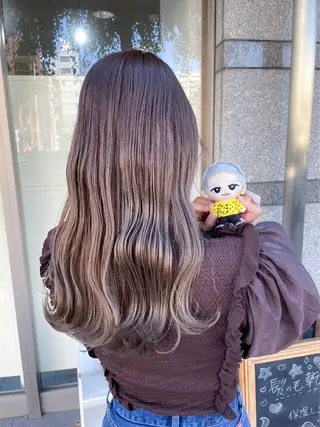 ロング カラー イワタ マハ/ minim hairのヘアスタイル