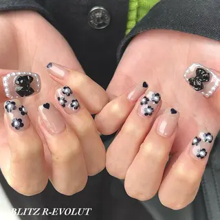 ネイル ☁️BLITZ 🎀笠原雪音🎀のネイルデザイン