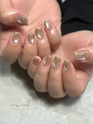 ネイル ou's nail salon所属・小林 桜のネイルデザイン