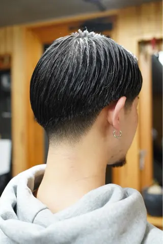 メンズ brunt jet所属・関 晃哉のヘアスタイル